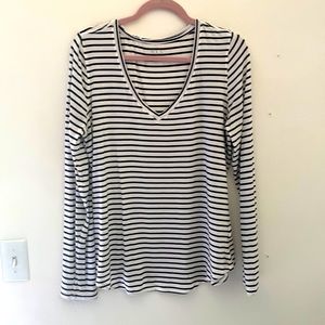 MIX by 41 Hawthorn. Size L top. Super soft. Stitch fix item.